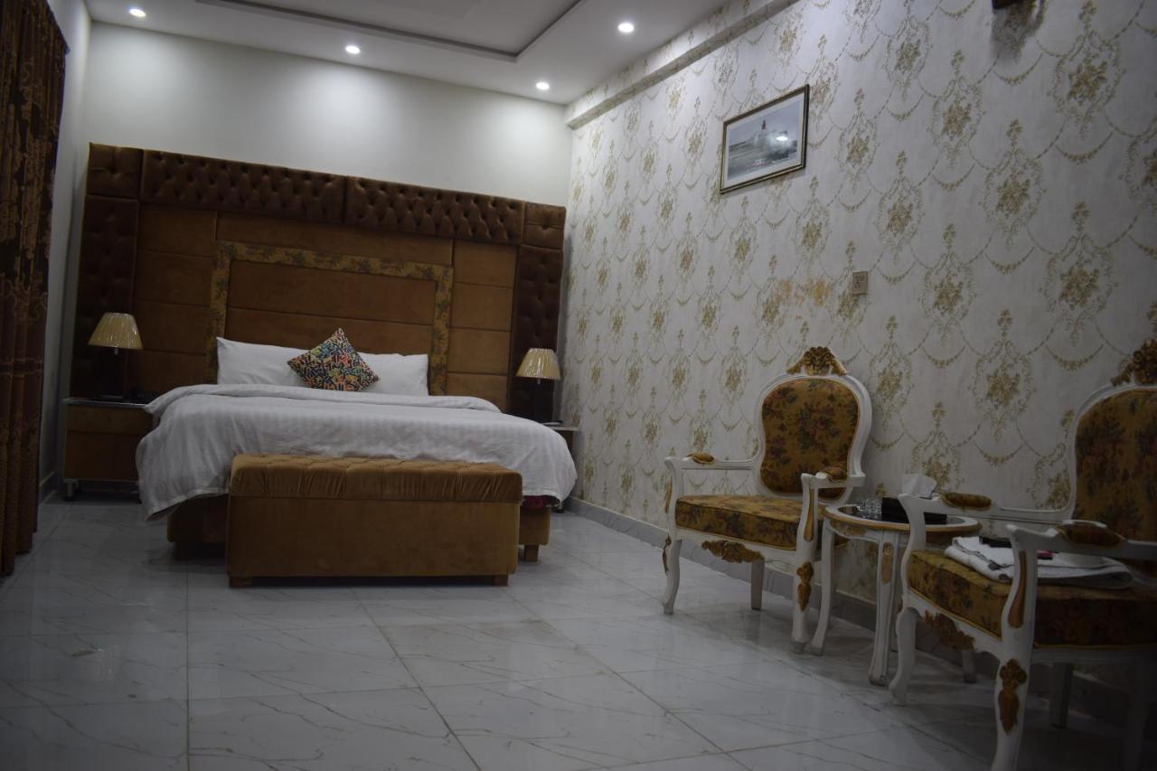 Relax Inn Lahor Kültér fotó